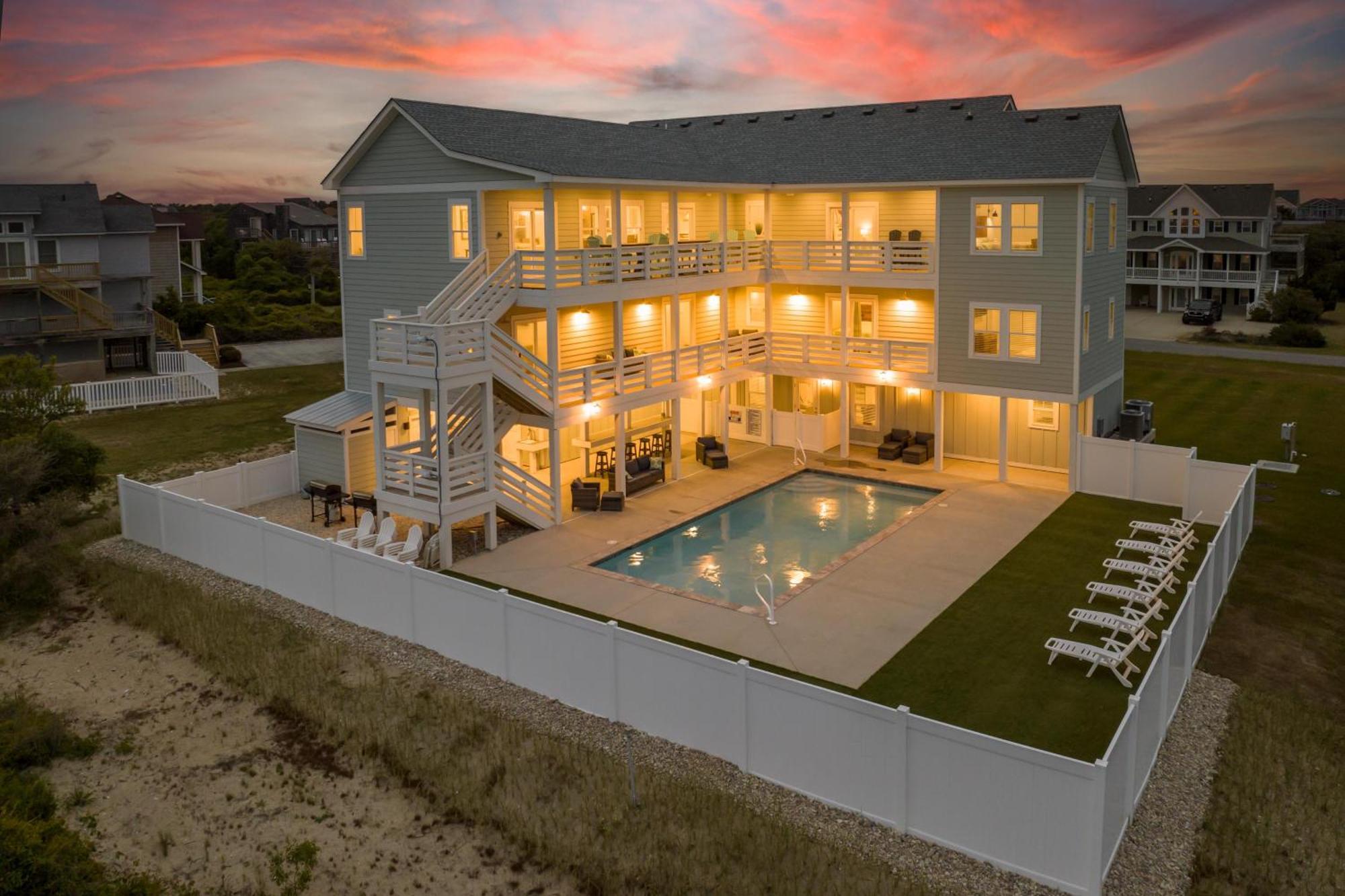 508 Conch Crescent--Ocean Sands South Section B カローラ エクステリア 写真