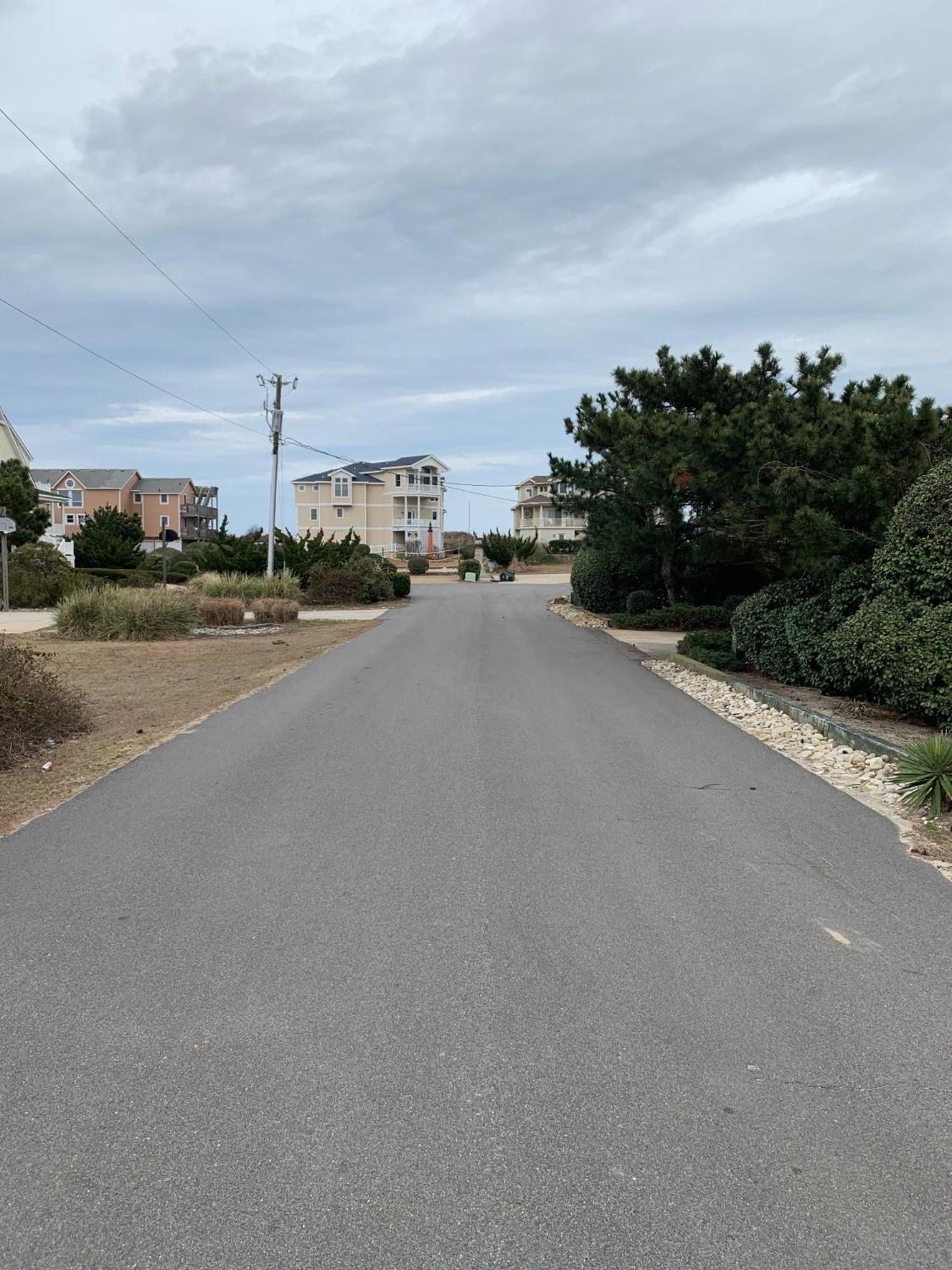 508 Conch Crescent--Ocean Sands South Section B カローラ エクステリア 写真