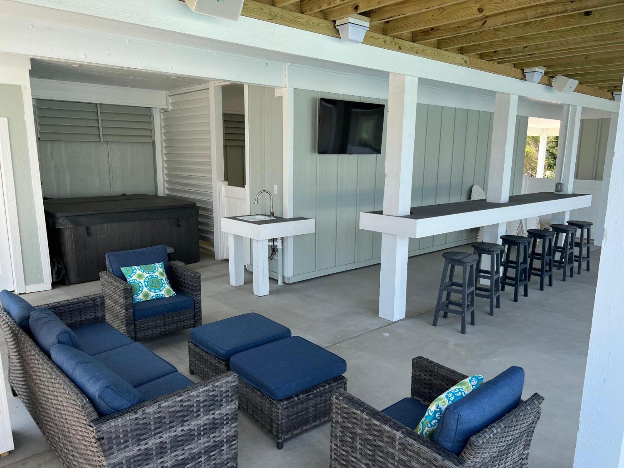 508 Conch Crescent--Ocean Sands South Section B カローラ エクステリア 写真