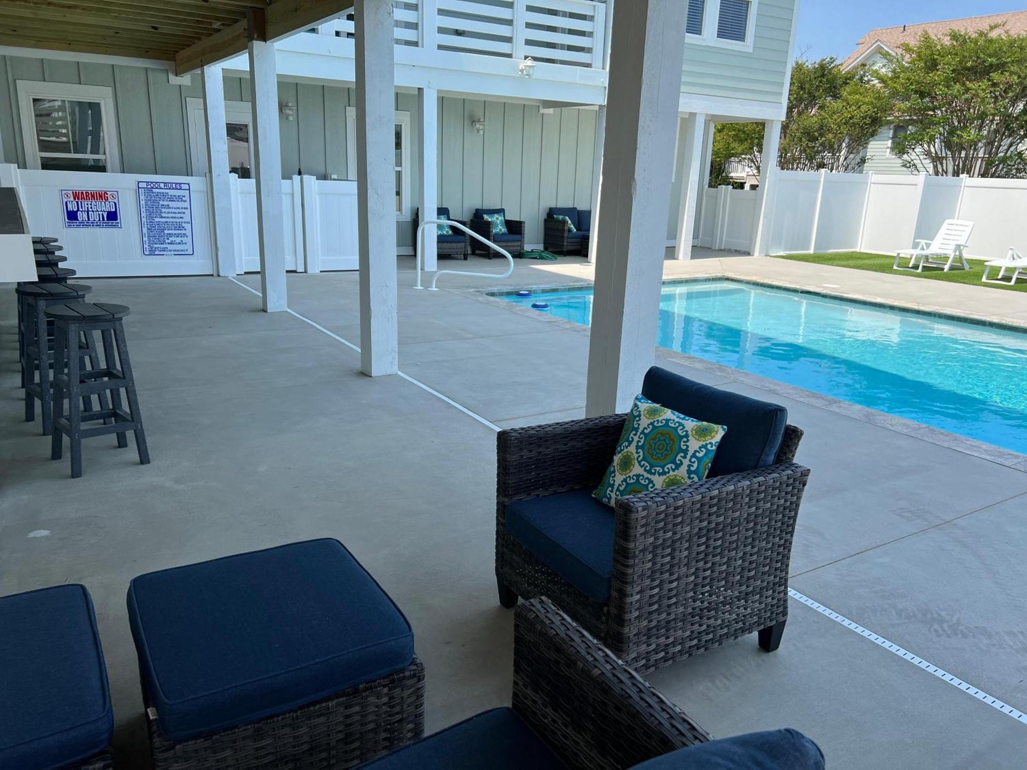 508 Conch Crescent--Ocean Sands South Section B カローラ エクステリア 写真